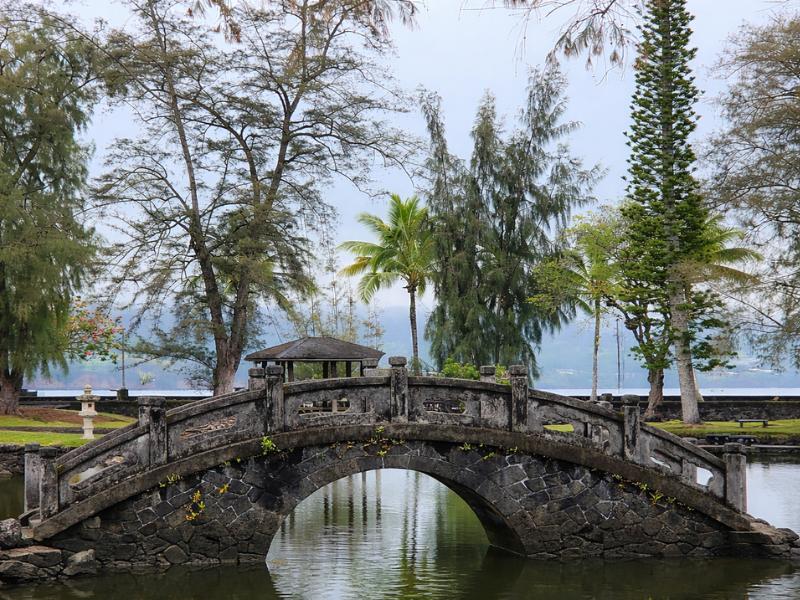 Big Island Akaka Falls, Volcanoes & Hilo Full-Day Discovery